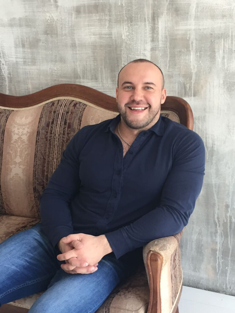Александр Мариненко